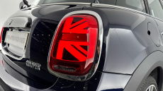 MINI Hatchback 1.5 Cooper Exclusive 5dr Auto [Nav Pack] Petrol Hatchback